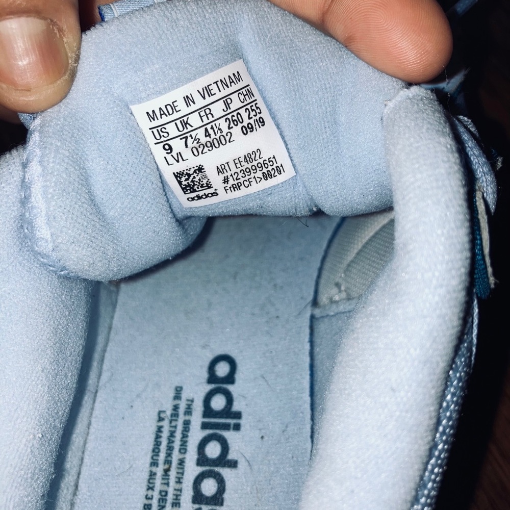 Adidas - Picture 6 of 6